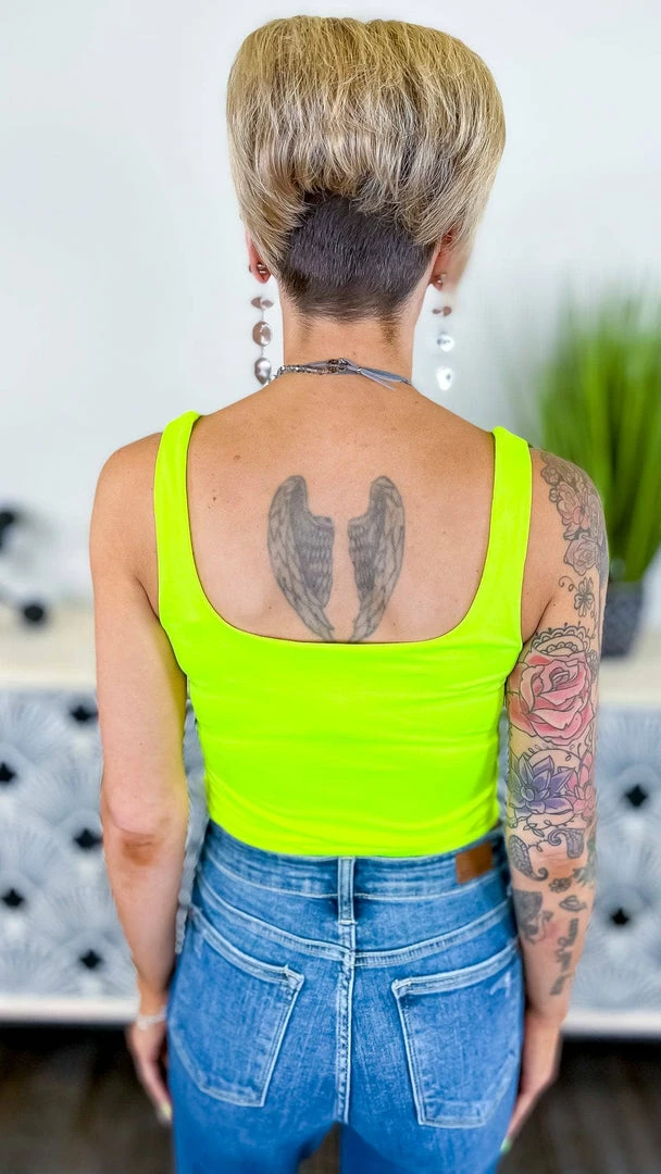 The ZigZag Stripe Yellow Crop Brami