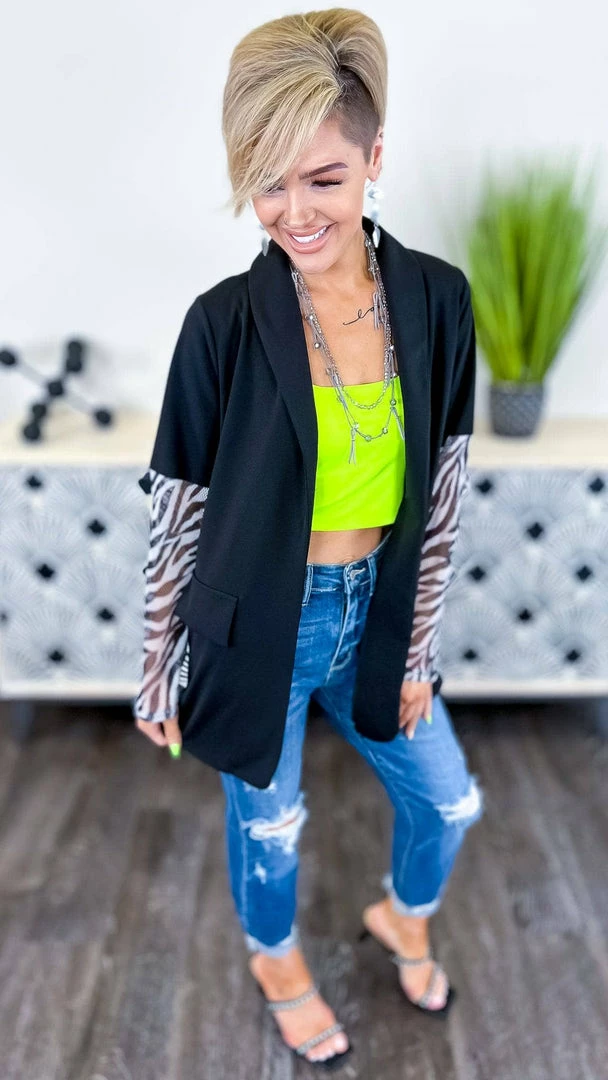 The ZigZag Stripe Yellow Crop Brami