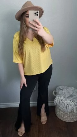 The ZigZag Stripe TOPS & TUNICS Yellow What Rules Top [NO RETURNS]