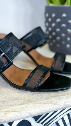 Chinese Laundry SHOES Yippy Heels