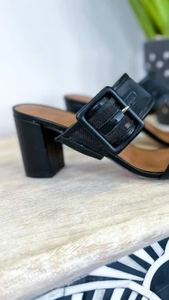 Chinese Laundry SHOES Yippy Heels