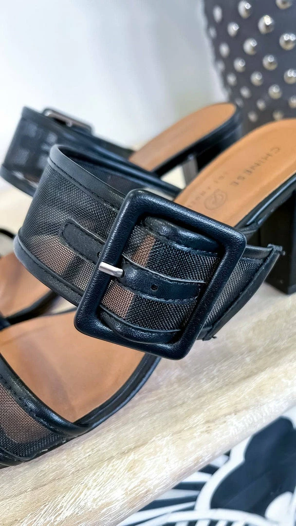 Chinese Laundry SHOES Yippy Heels