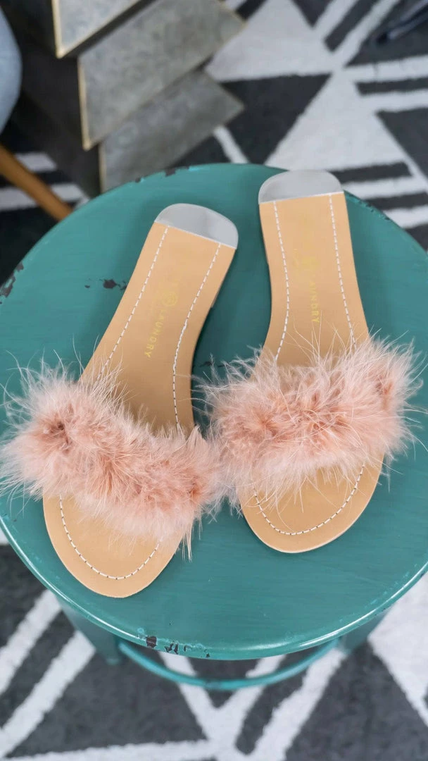 Chinese Laundry SHOES Zoey Sandals