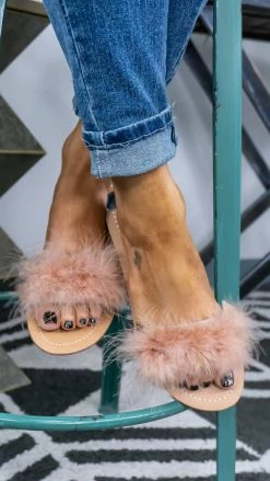 Chinese Laundry SHOES Zoey Sandals