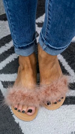 Chinese Laundry SHOES Zoey Sandals